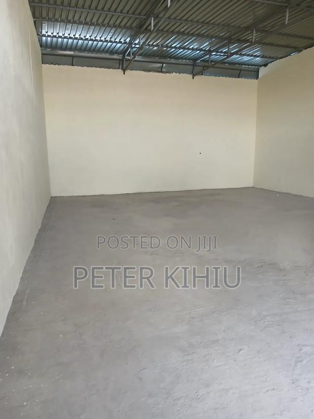 Godown to Let 2000sqft at Donholm - thumbnail 9