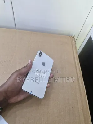 Apple iPhone XS Max 64 GB White