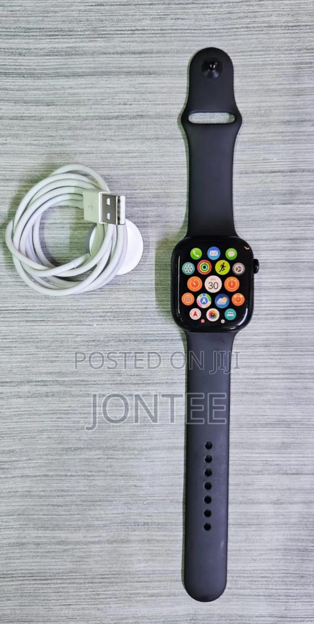 Watch Se 44mm