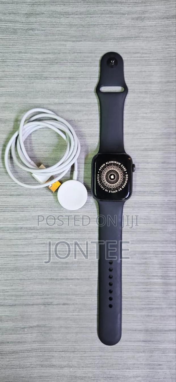 Watch Se 44mm - thumbnail 4