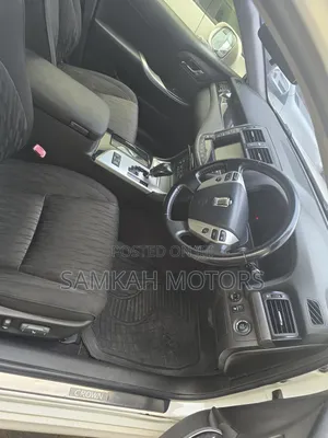 Toyota Crown 2011 White