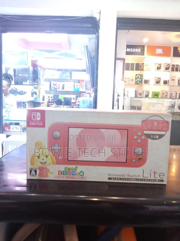 Nintendo Switch Lite - thumbnail 3