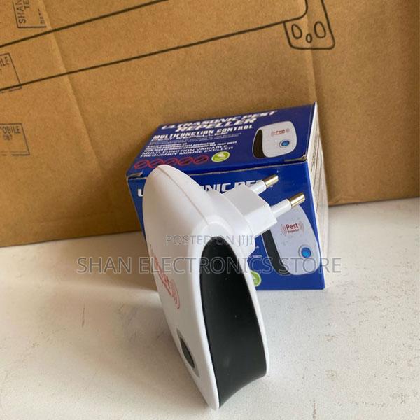 Electric Ultrasonic Indoor Chemical-Free Pest Control