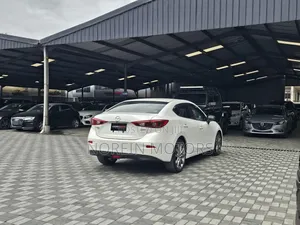 Mazda Axela 2017 White