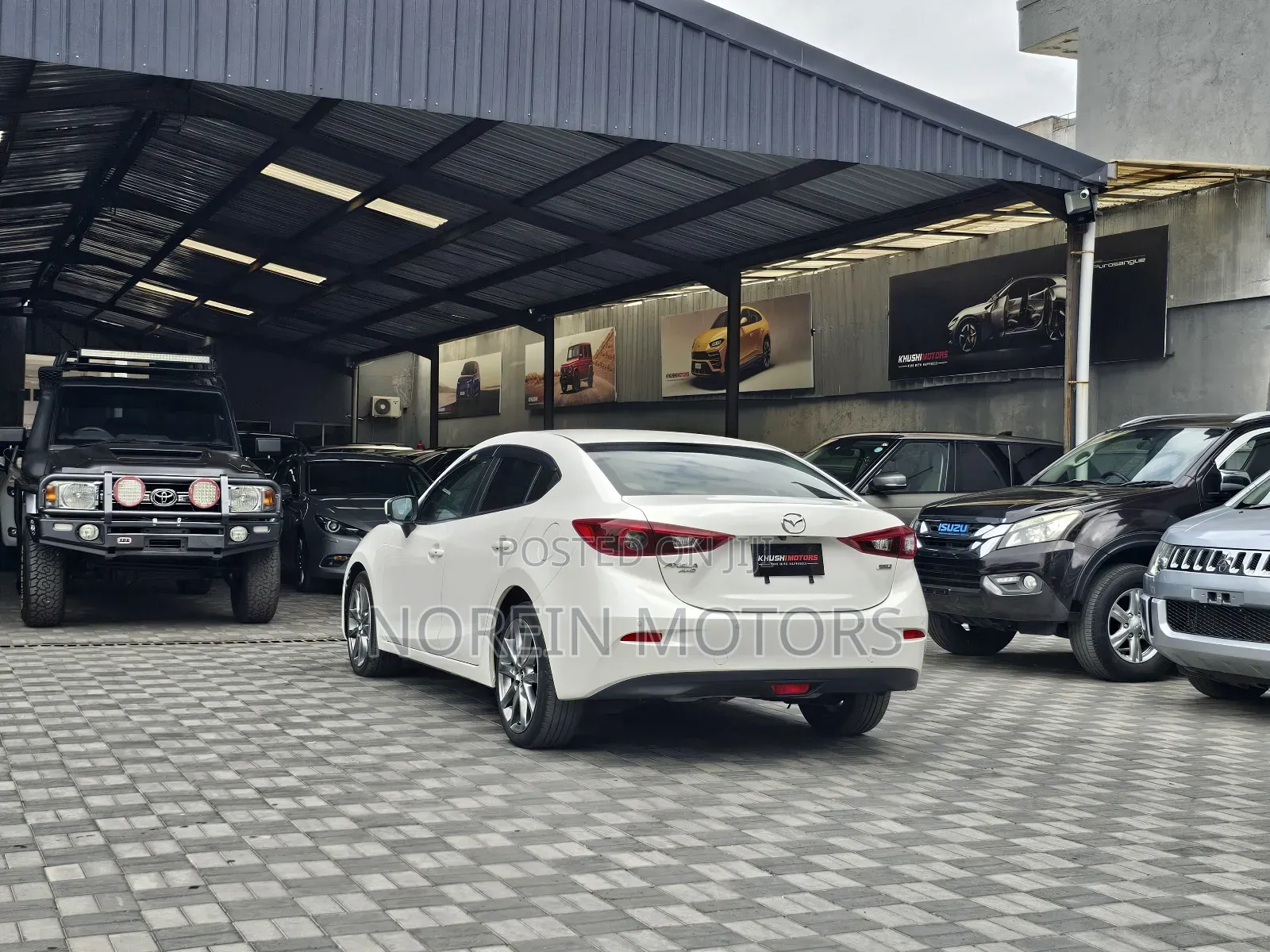 Mazda Axela 2017 White