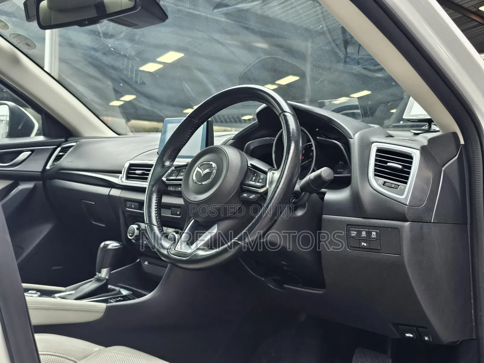 Mazda Axela 2017 White