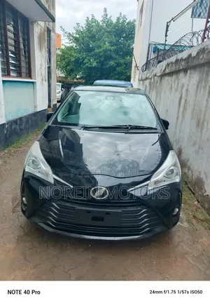 Toyota Vitz 2019 Black