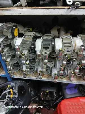Toyota Passo Seatbelts