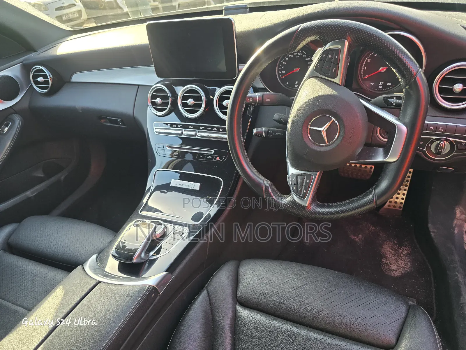 Mercedes-Benz C180 2018 Blue