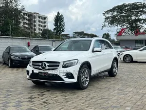 Mercedes-Benz GLC-Class 2017 Off white