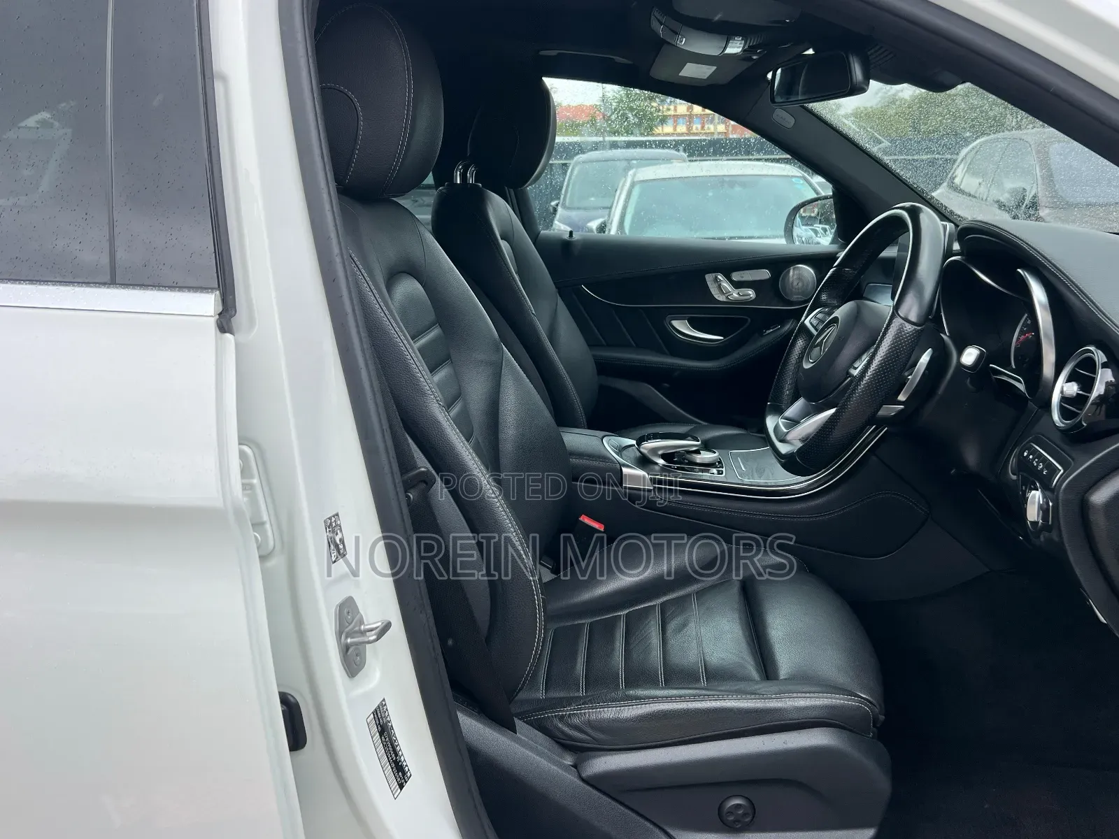 Mercedes-Benz GLC-Class 2017 Off white