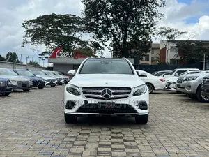 Mercedes-Benz GLC-Class 2017 Off white