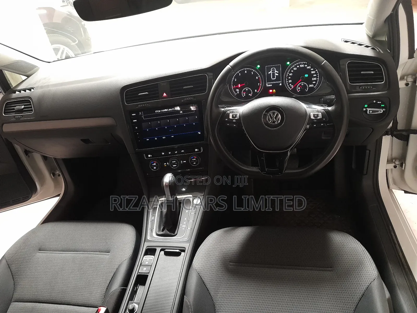Volkswagen Golf Variant 2018 White