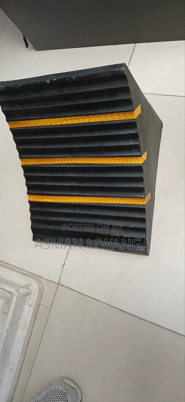 Rubber Wheel Chock Black