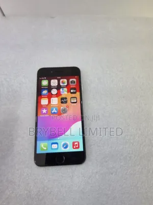 Apple iPhone SE 64 GB White
