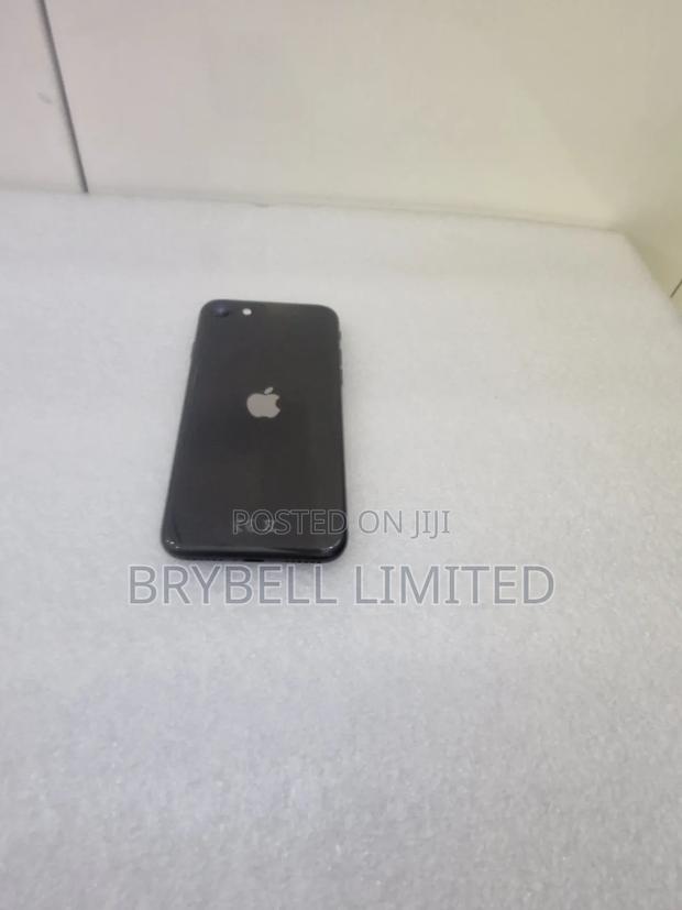 Apple iPhone 8 64 GB Black - thumbnail 3