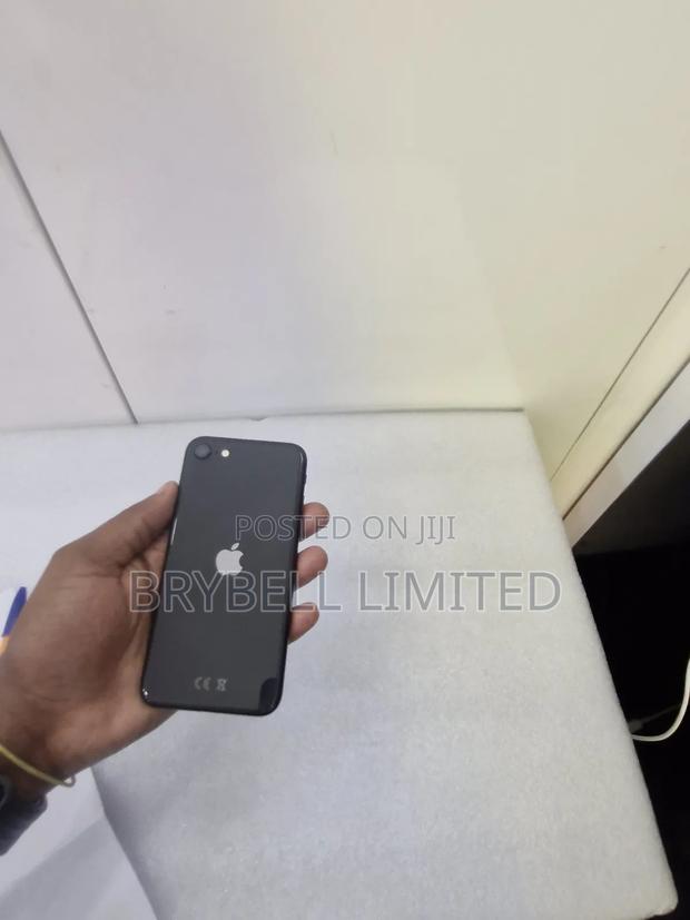 Apple iPhone 8 64 GB Black - thumbnail 6