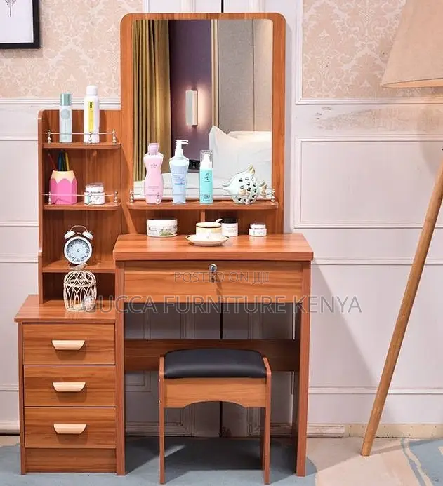 Dreseers:Vanity Makeup Set Wooden Brown Table With Stool