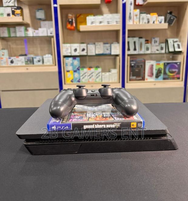 Gaming Ps4 Plus Gta V - thumbnail 2