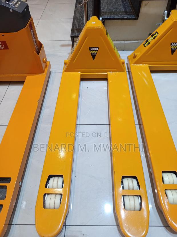 Pallet Trolley - main view