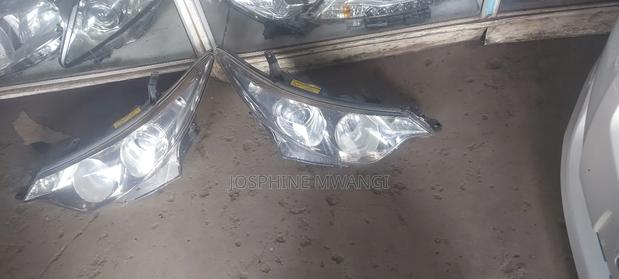Nissan Estima 2010 Headlights Zenon Right and Left