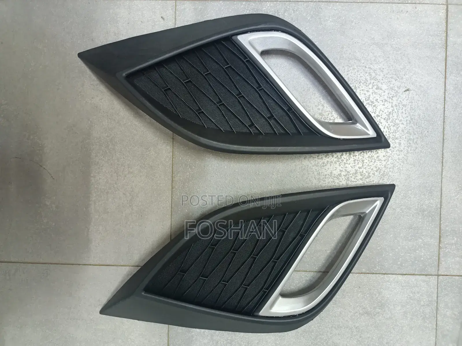 Axela 2012 Foglight Cover