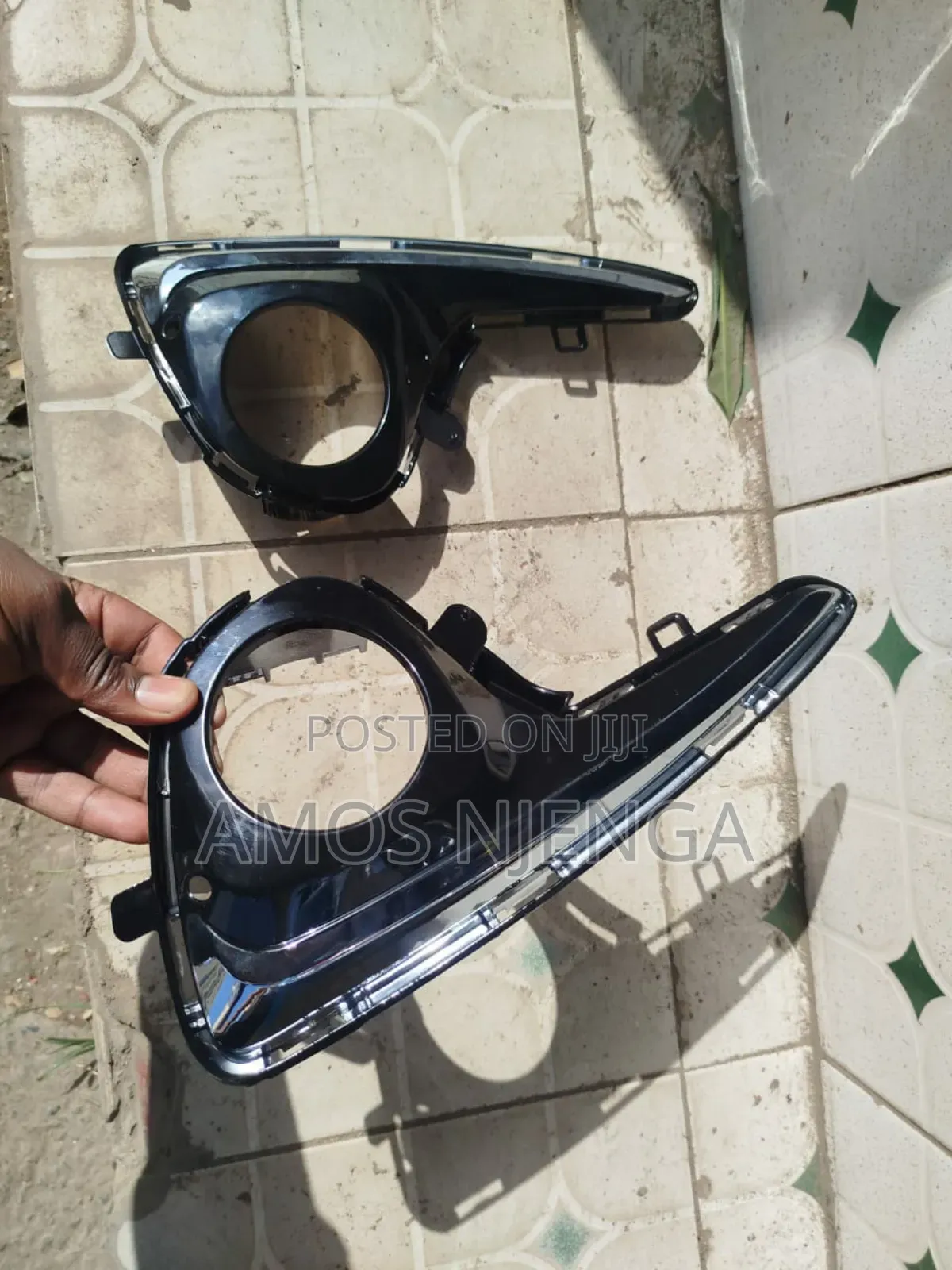 Vitz 2018 Foglights Cover