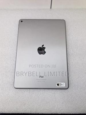 Apple iPad Air 2 64 GB Gray - thumbnail 2