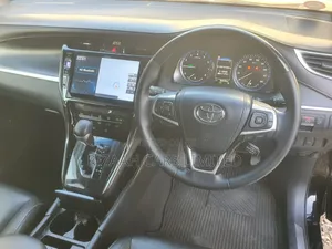 Toyota Harrier 2.0 Turbo 4WD 2018 Black
