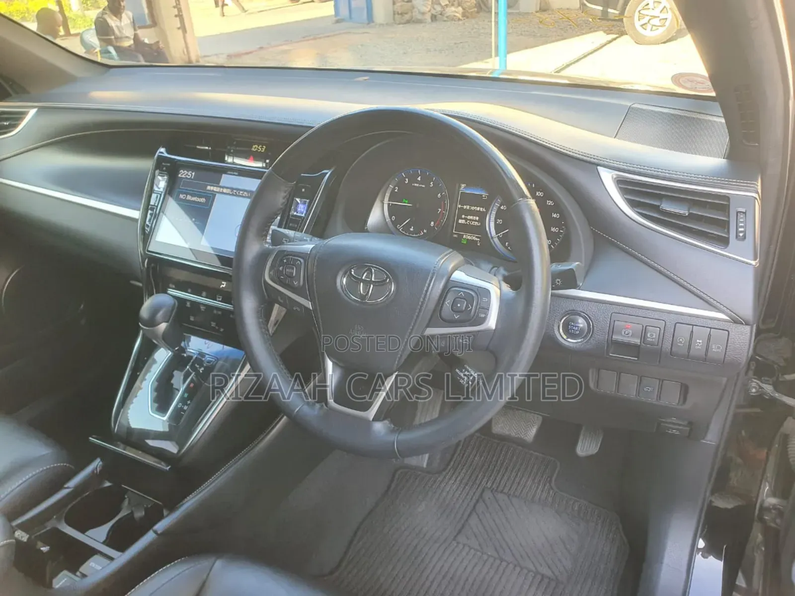 Toyota Harrier 2.0 Turbo 4WD 2018 Black
