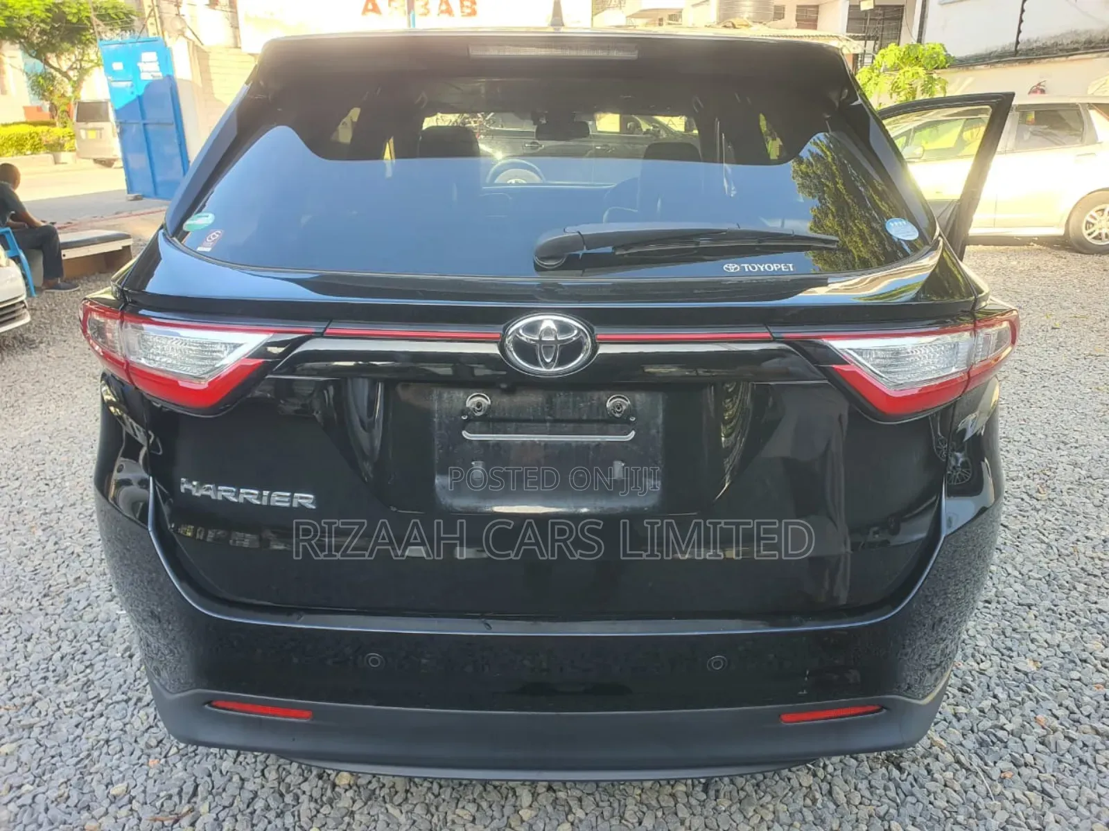 Toyota Harrier 2.0 Turbo 4WD 2018 Black