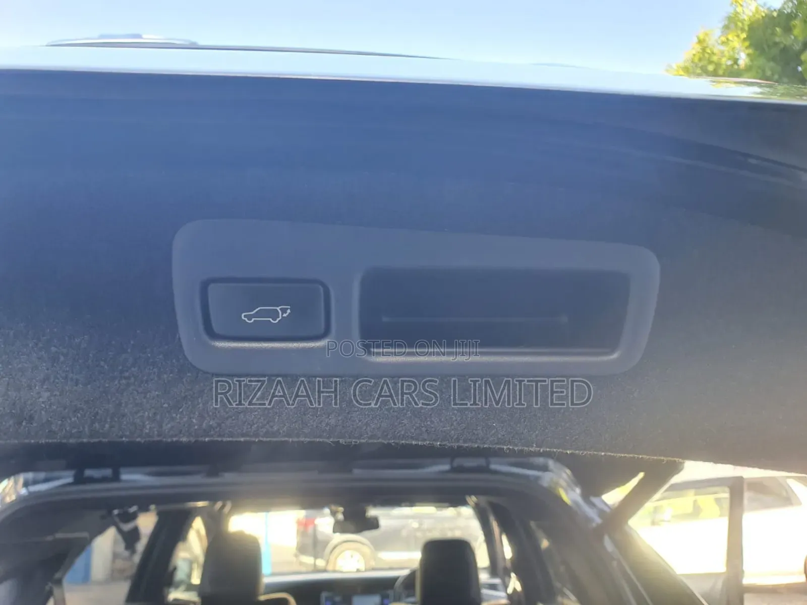 Toyota Harrier 2.0 Turbo 4WD 2018 Black