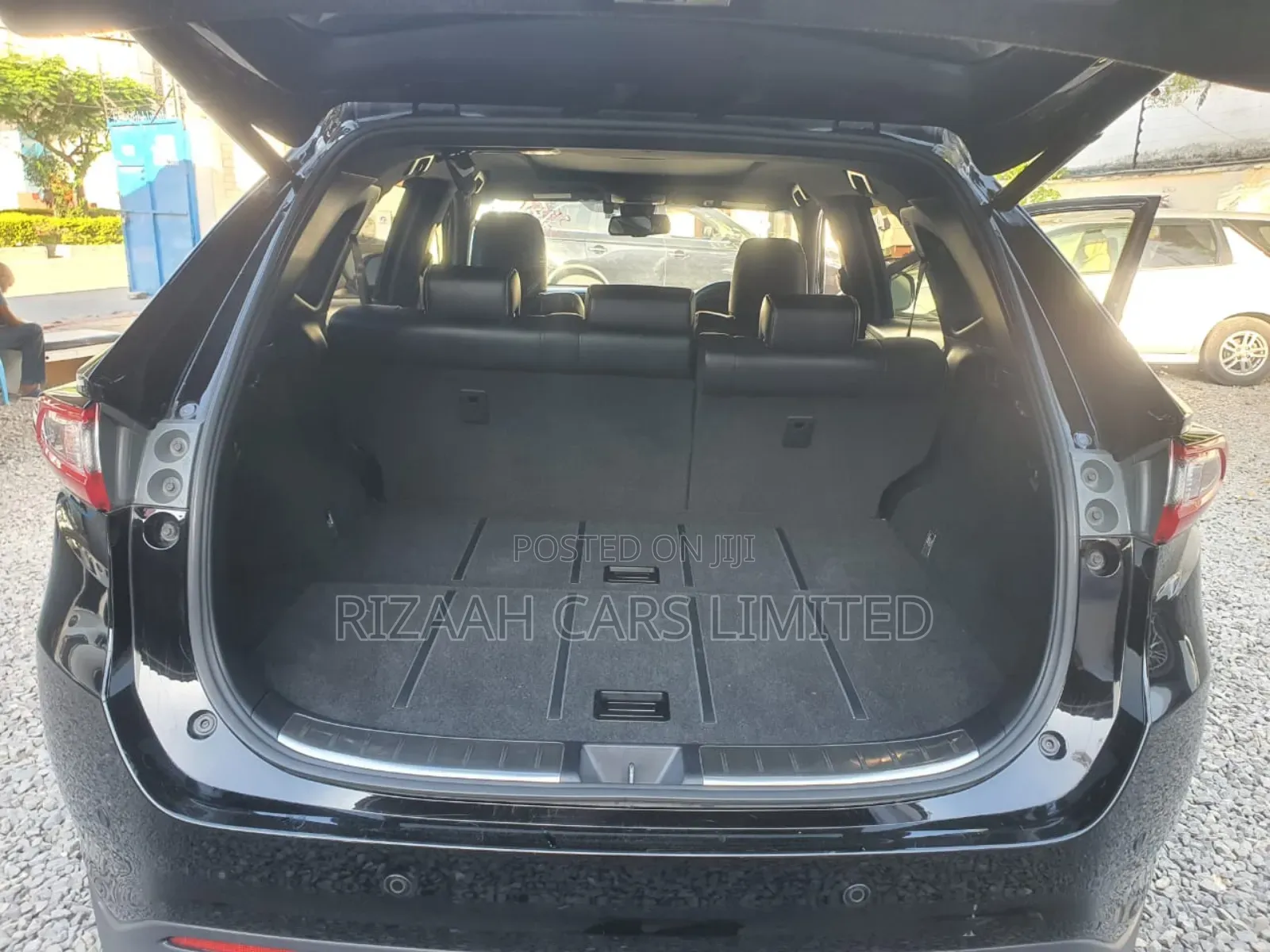 Toyota Harrier 2.0 Turbo 4WD 2018 Black
