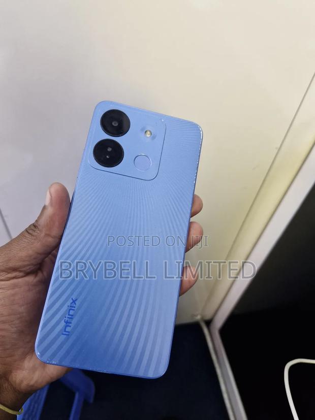 Infinix Smart 7 HD 64 GB Blue - thumbnail 2