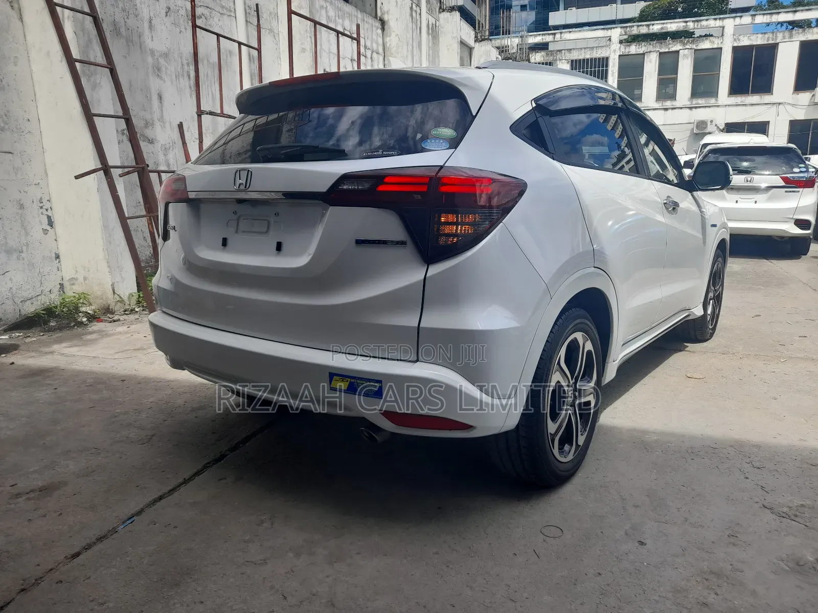Honda Vezel 1.5 Hybrid 2WD 2018 White