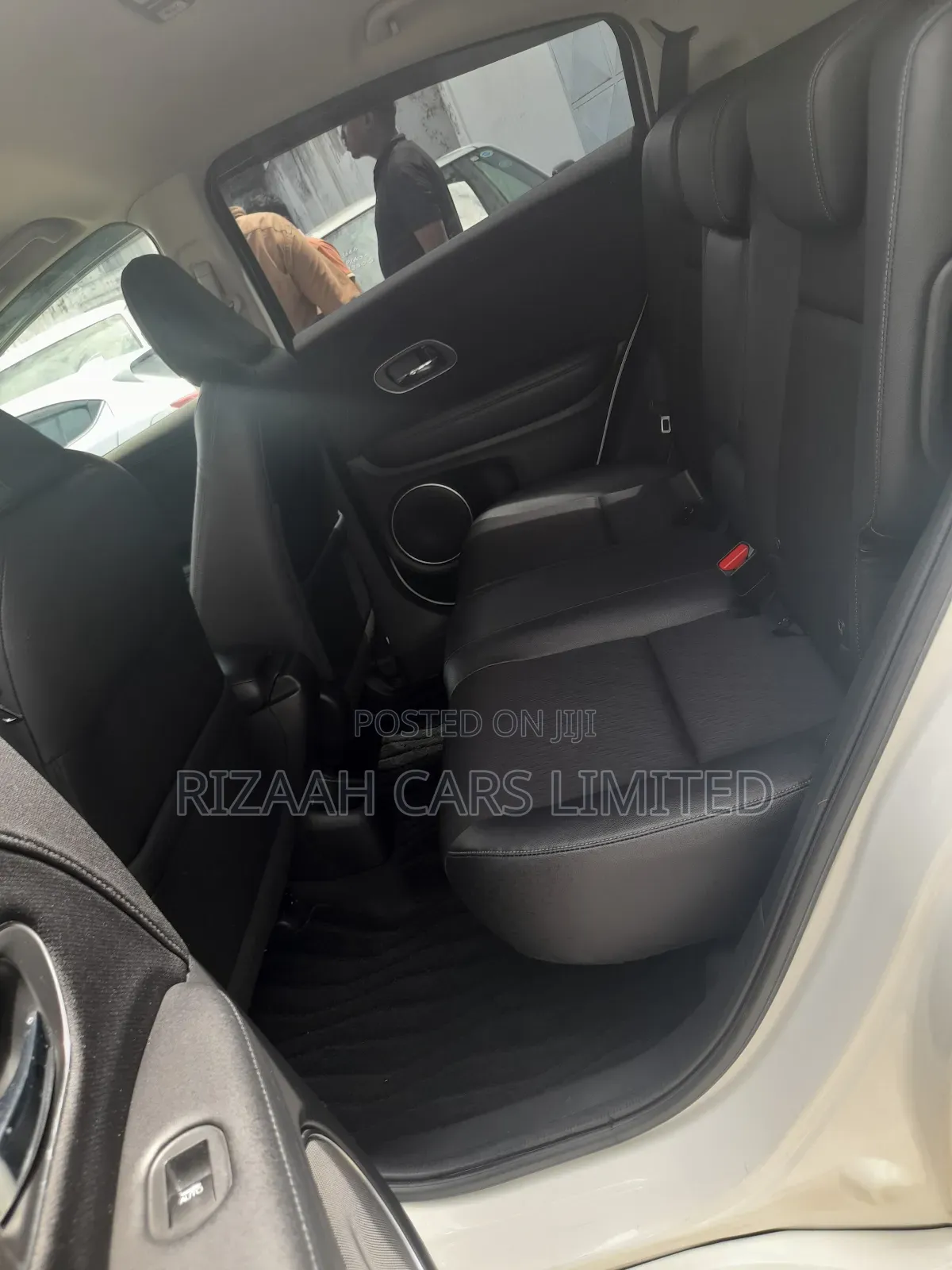 Honda Vezel 1.5 Hybrid 2WD 2018 White