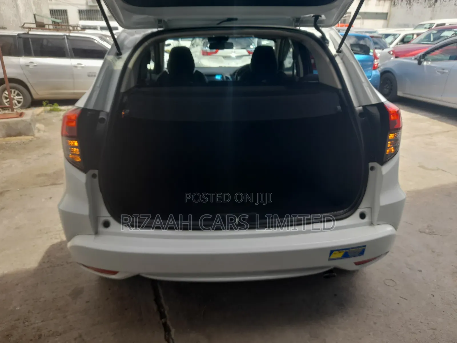 Honda Vezel 1.5 Hybrid 2WD 2018 White