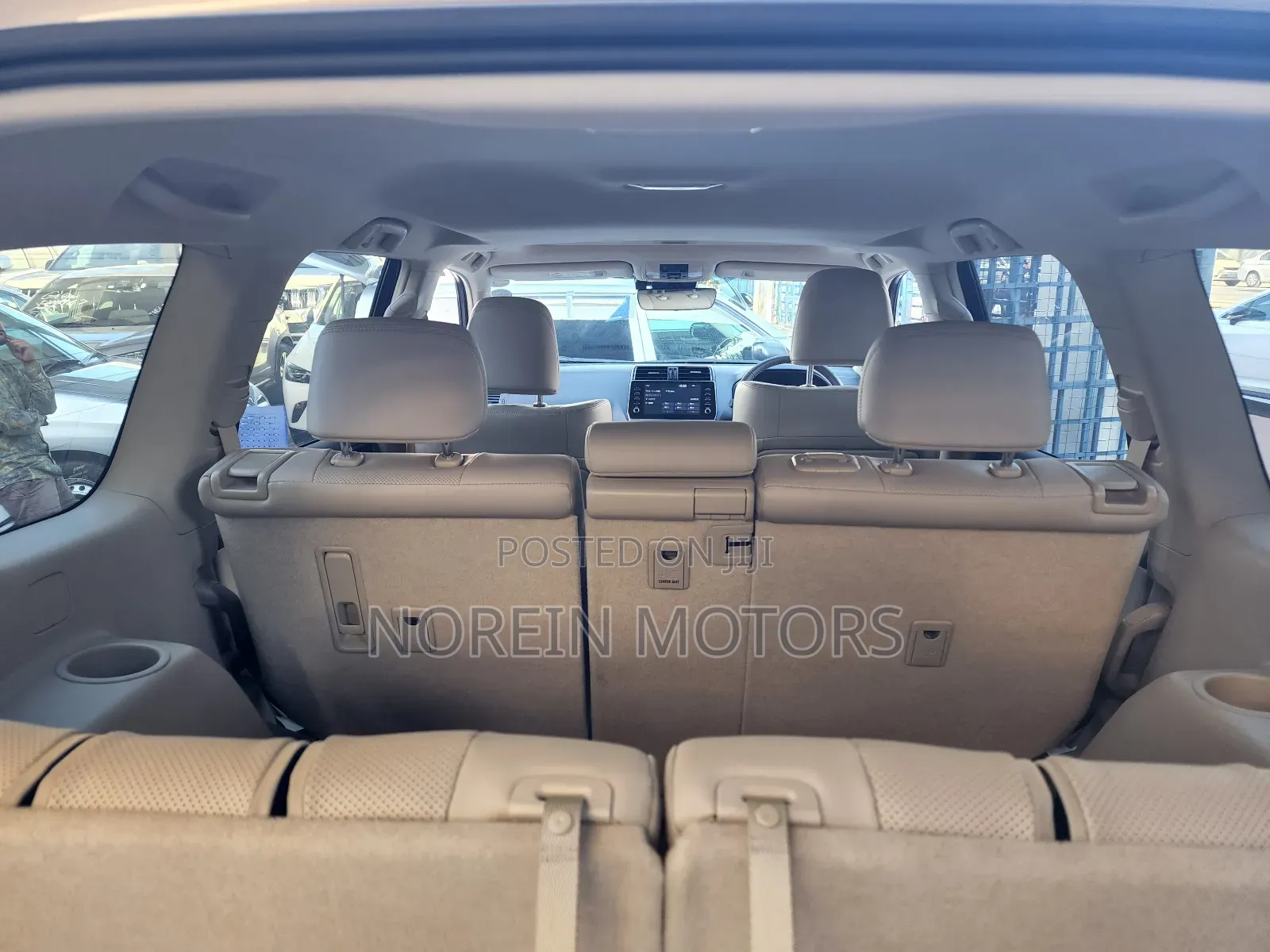 Toyota Land Cruiser Prado 2023 Gold