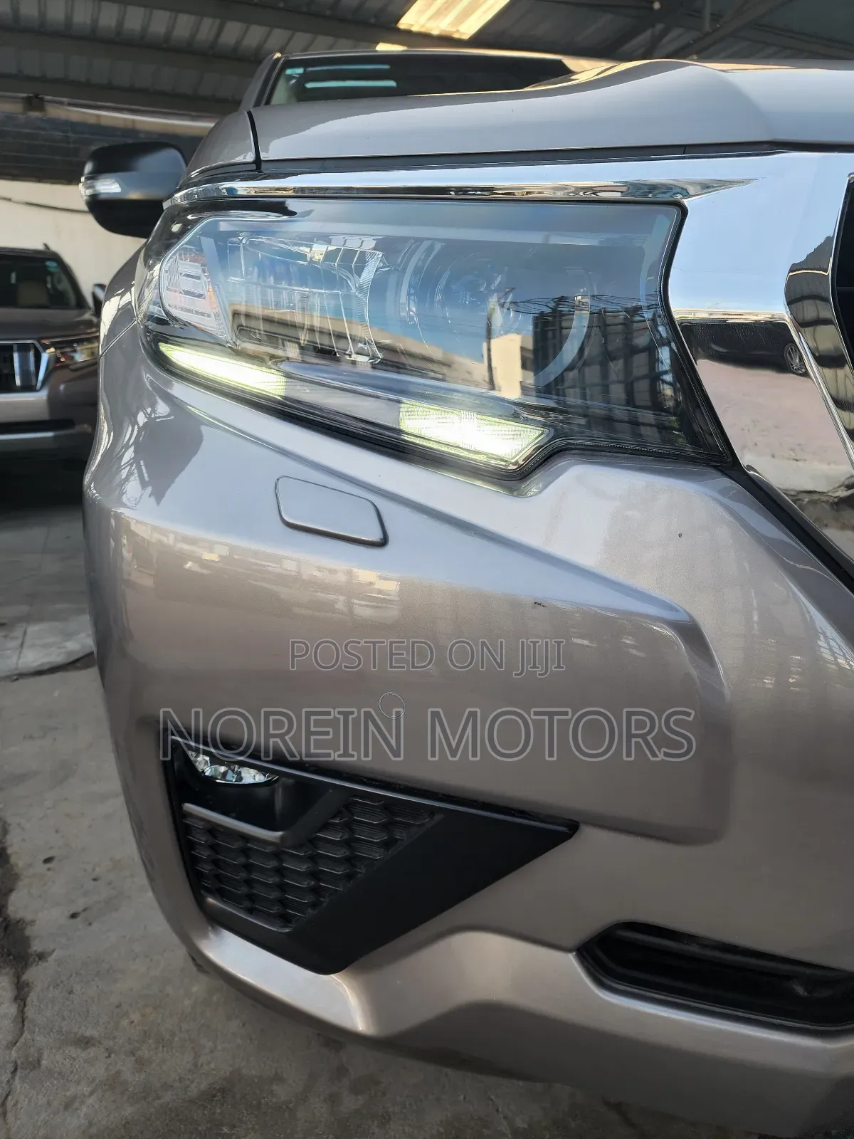 Toyota Land Cruiser Prado 2023 Gold