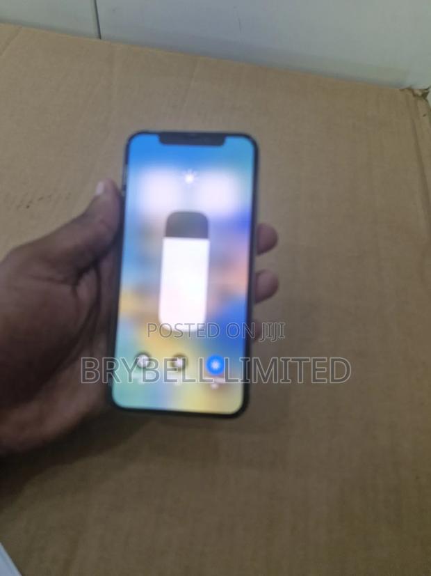 Apple iPhone X 64 GB White - thumbnail 7