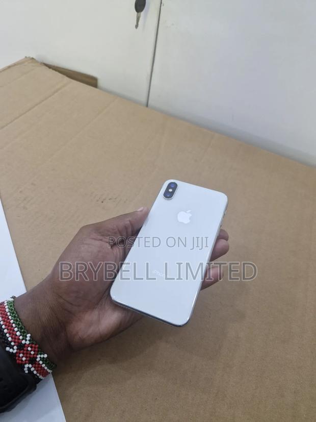 Apple iPhone X 64 GB White - thumbnail 6