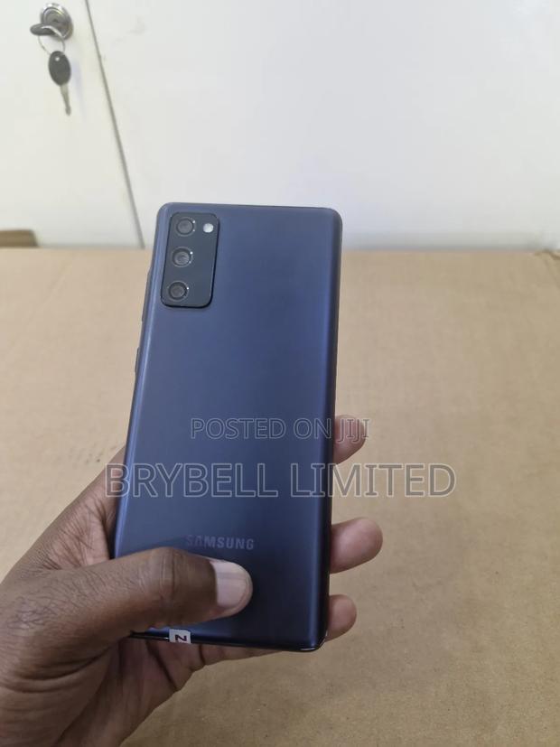 Samsung Galaxy S20 FE 128 GB Blue - thumbnail 5