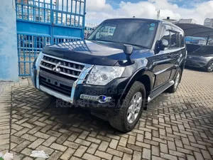 Mitsubishi Pajero Exceed 2018 Black