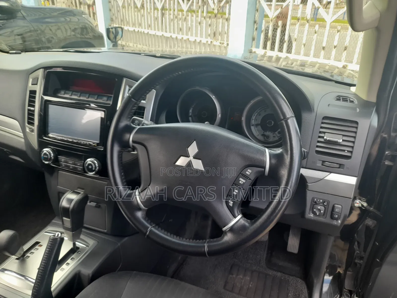 Mitsubishi Pajero Exceed 2018 Black