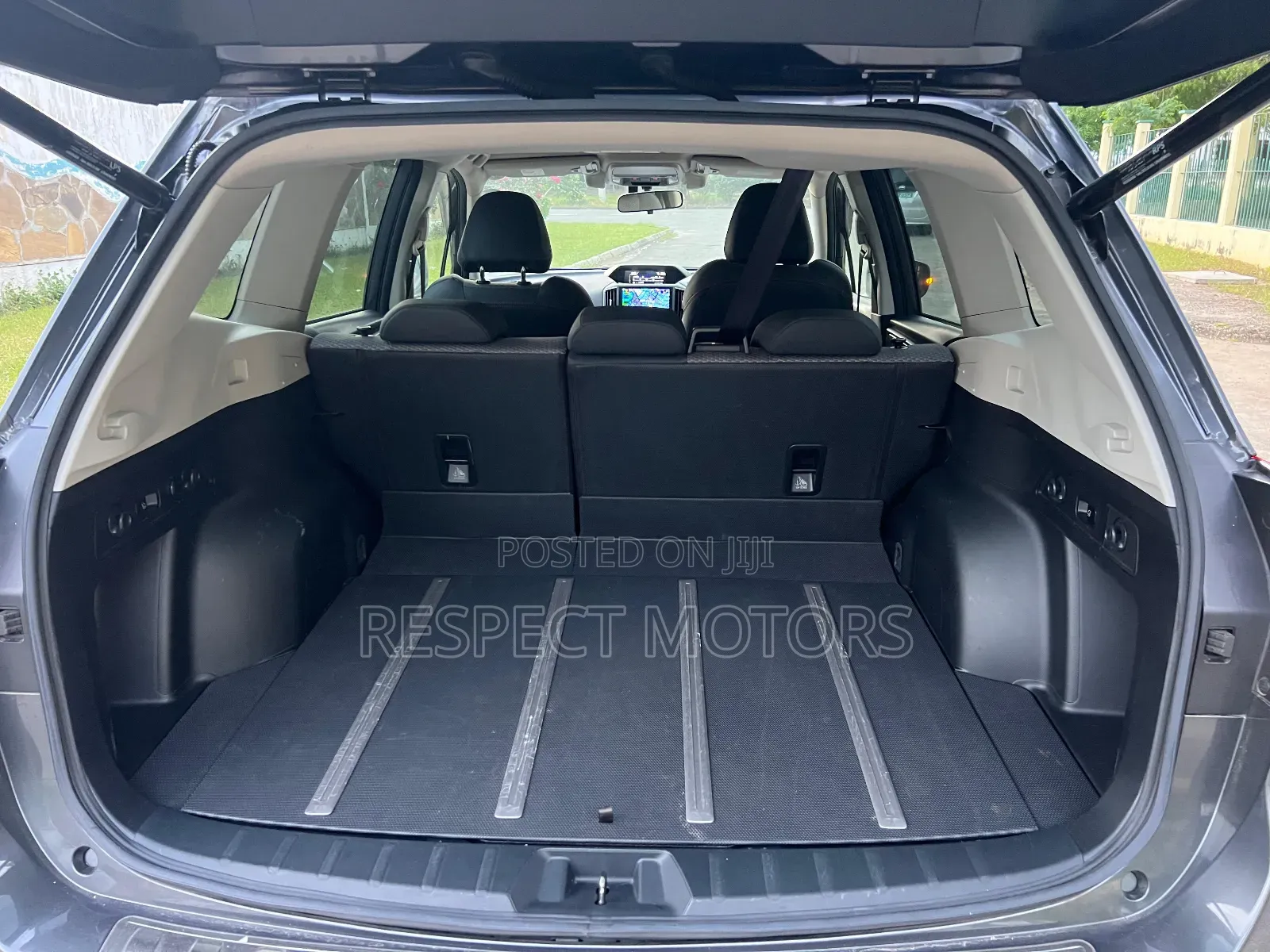 Subaru Forester 2020 Gray
