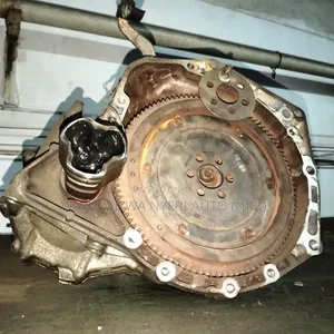 1sz Manual Vitz, Platz