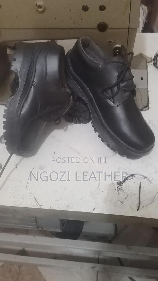 Official Leather Shoes - thumbnail 9
