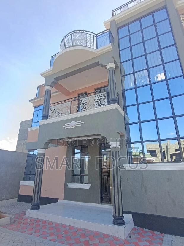 4bdrm Mansion in Green Corner, Kamakis for sale