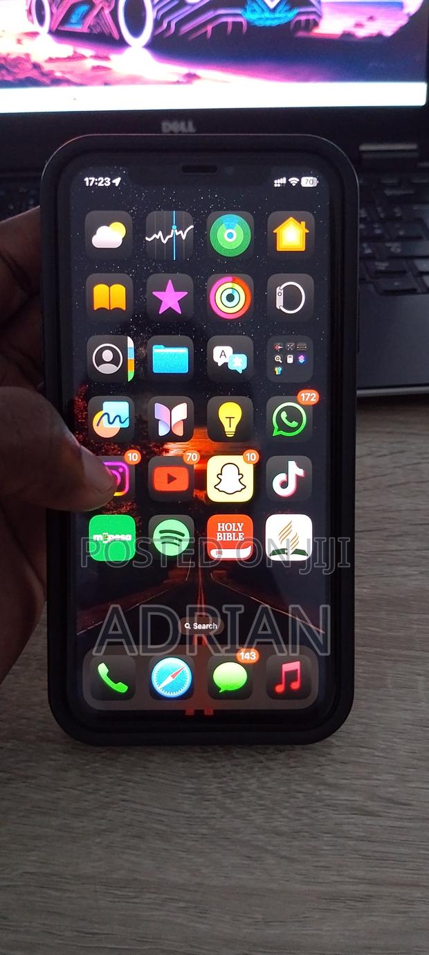 Apple iPhone XR 64 GB Yellow - main view