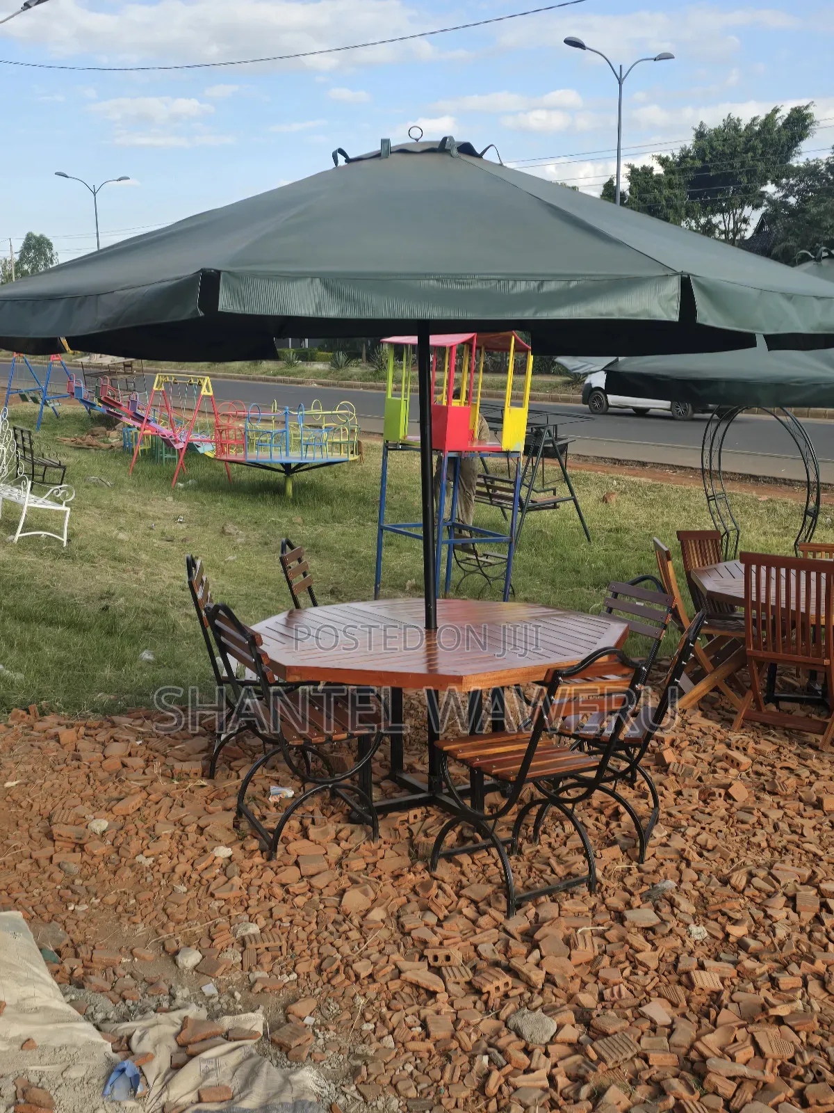 Out Door Shad and Chairs